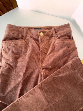 Talbots 2P Chocolate Brown Corduroy Pants slight flair B-002